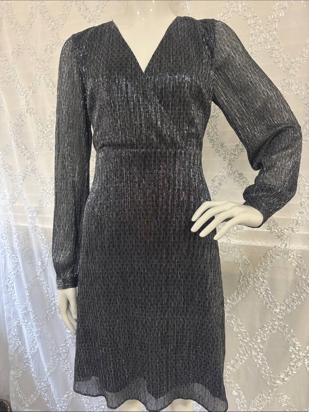 Sparkle V-Neck Long-Sleeve Party Dress - Metallic